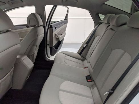 Used 2016 Hyundai Sonata SE image 17