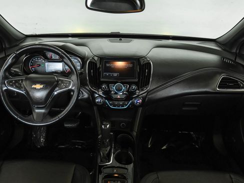 Used 2016 Chevrolet Cruze Premier FWD image 13