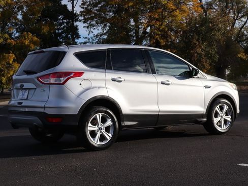 Used 2014 Ford Escape SE image 5