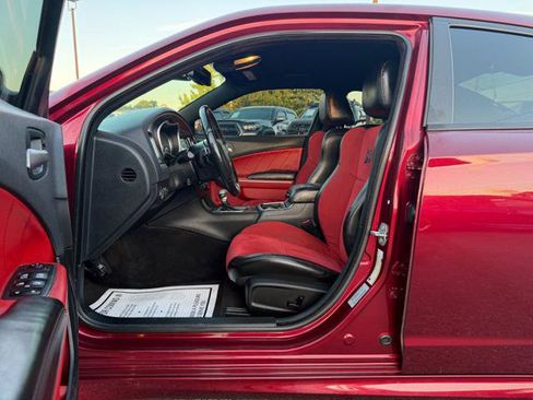 Used 2018 Dodge Charger R/T Scat Pack w/ Dynamics Package RWD image 14