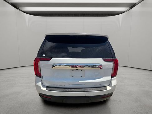 Used 2022 GMC Yukon SLE w/ Gmc Pro Safety Plus Package AWD/4WD image 7