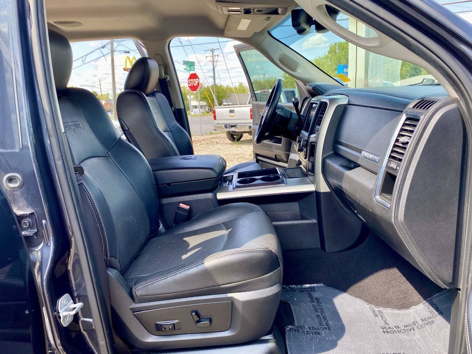 Used 2015 RAM 2500 Laramie w/ Convenience Group AWD/4WD image 7
