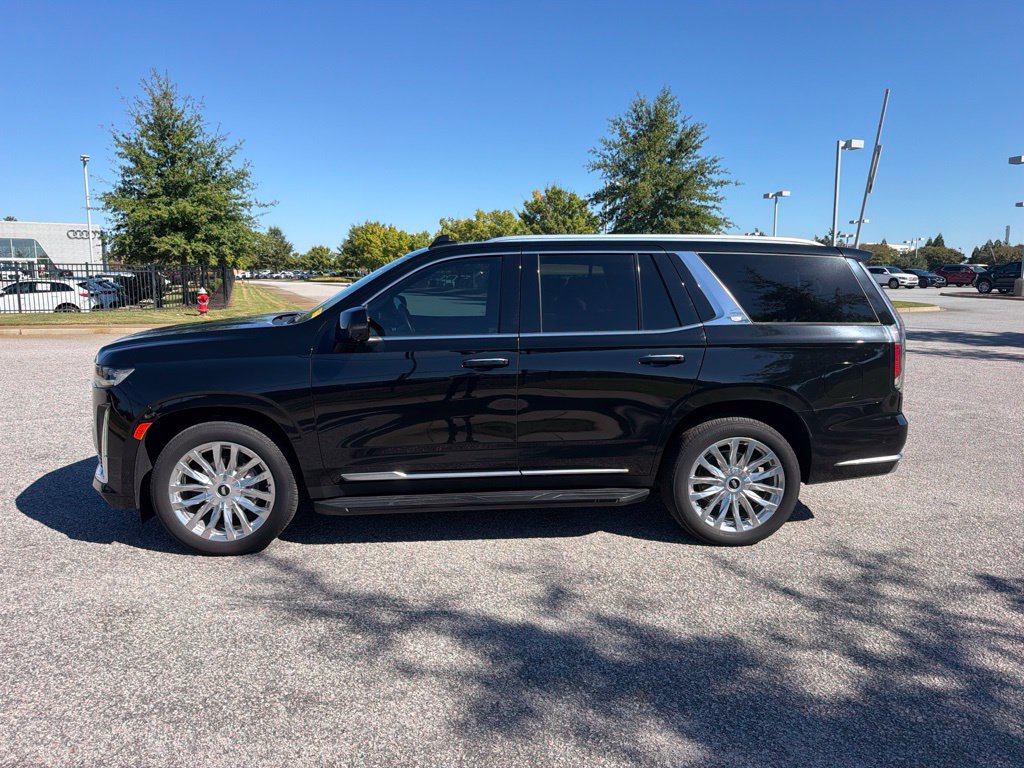 Used 2024 Cadillac Escalade Premium Luxury w/ Performance Package AWD/4WD image 2