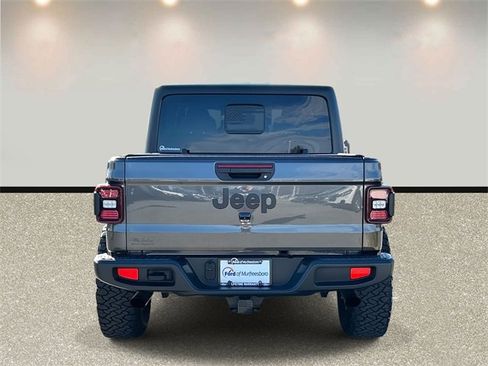 Used 2024 Jeep Gladiator Sport image 6