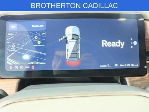 Used 2023 Rivian R1S Adventure AWD/4WD image 18
