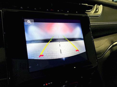 Used 2023 Jeep Grand Cherokee Altitude image 28