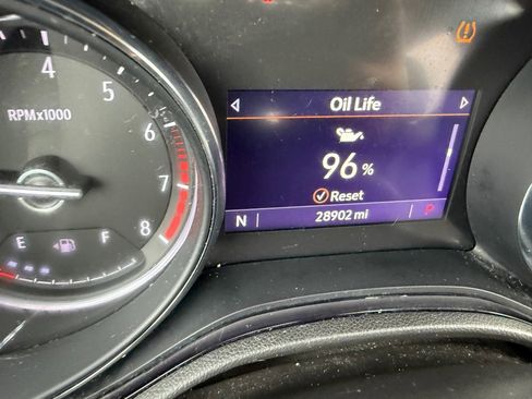 Used 2022 Buick Encore GX Select image 12