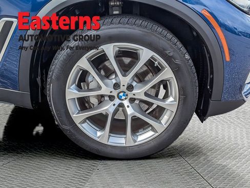 Used 2022 BMW X5 xDrive40i AWD/4WD image 30