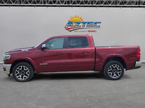 Used 2025 RAM 1500 Laramie AWD/4WD image 8