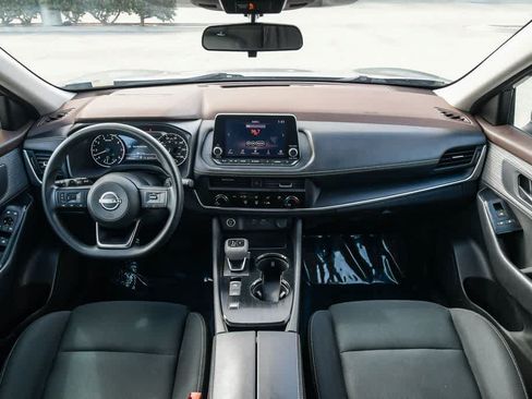 Used 2023 Nissan Rogue S FWD image 14