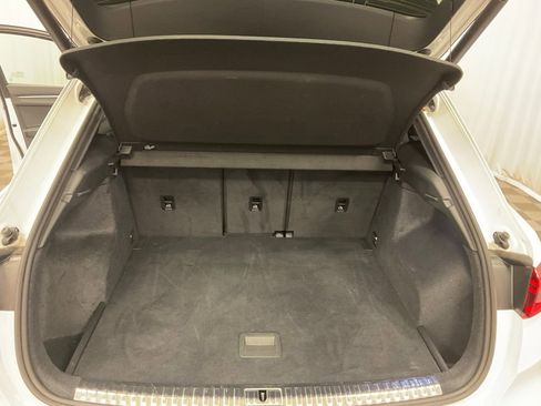 Used 2025 Audi Q3 2.0T Premium image 26