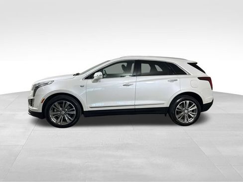 Used 2021 Cadillac XT5 Premium Luxury w/ Platinum Package AWD/4WD image 3