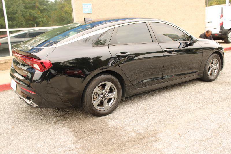 Used 2021 Kia K5 LXS FWD image 4