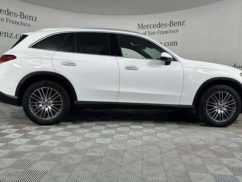 Certified 2026 Mercedes-Benz GLC 300 image 4