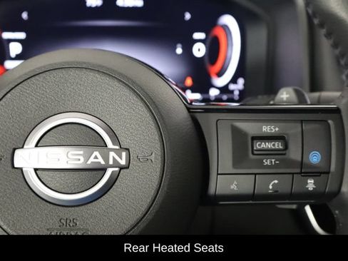 Used 2023 Nissan Rogue Platinum w/ Platinum Premium Package FWD image 10