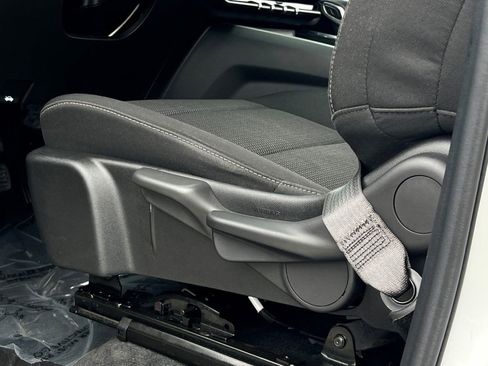 Used 2024 GMC Canyon Elevation image 13