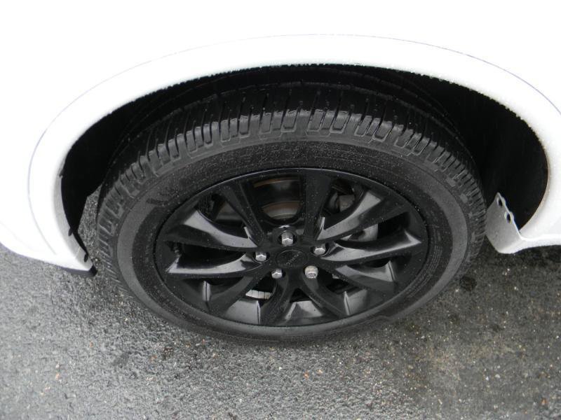 Used 2018 Dodge Durango GT w/ Blacktop Package AWD/4WD image 25