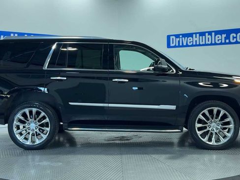 Used 2018 Cadillac Escalade Luxury AWD/4WD image 9
