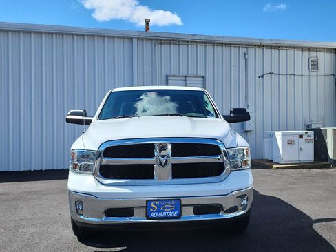 Used 2019 RAM 1500 Classic SLT AWD/4WD image 8