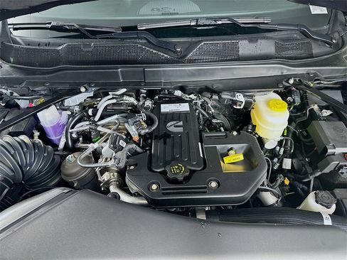 New 2025 RAM 2500 Big Horn image 18