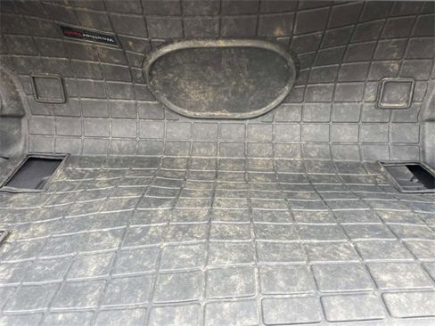 Used 2015 Jeep Wrangler Sport image 27