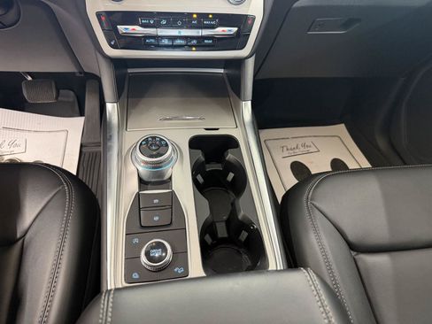 Certified 2023 Ford Explorer XLT w/ Equipment Group 202A AWD/4WD image 20