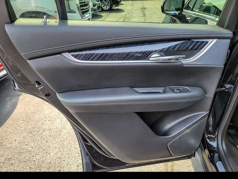 Certified 2023 Cadillac XT6 Premium Luxury w/ LPO, Floor Liner Package AWD/4WD image 27