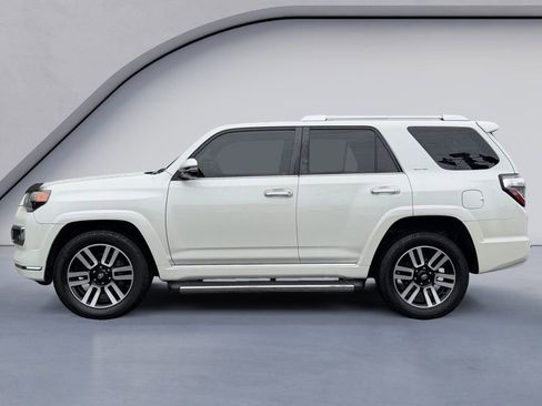 Used 2014 Toyota 4Runner Limited AWD/4WD image 2