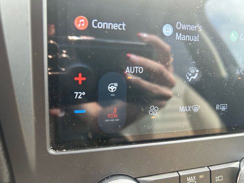 Used 2022 Ford Edge SEL w/ Convenience Package image 30