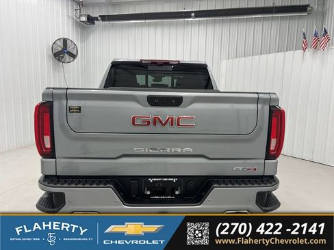 Used 2025 GMC Sierra 1500 AT4 w/ AT4 Premium Package AWD/4WD image 4