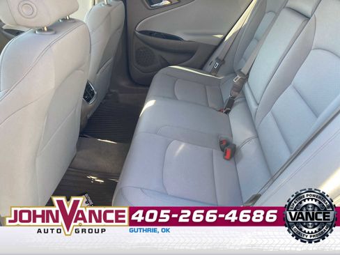 Used 2024 Chevrolet Malibu LT image 5