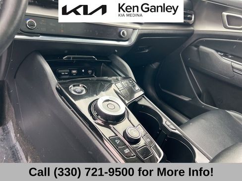 Certified 2023 Kia Sportage EX w/ EX Premium Package image 35