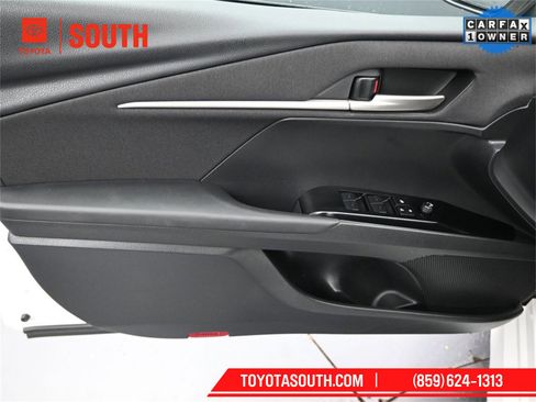 Used 2025 Toyota Camry LE image 21