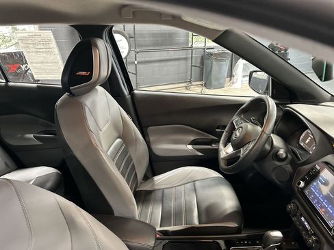 Certified 2022 Nissan Kicks SR w/ Premium Package FWD image 9
