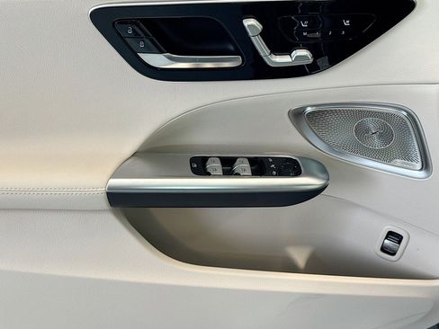 New 2026 Mercedes-Benz C 300 Sedan image 16