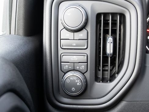 Used 2024 Chevrolet Silverado 3500 W/T image 9