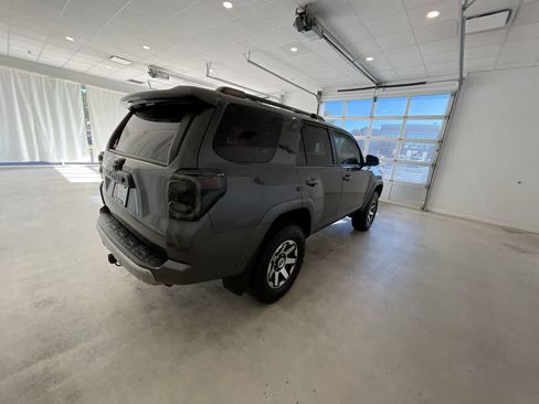 Certified 2019 Toyota 4Runner TRD Off-Road Premium AWD/4WD image 8