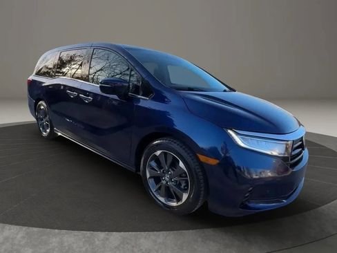 Used 2022 Honda Odyssey Elite image 5