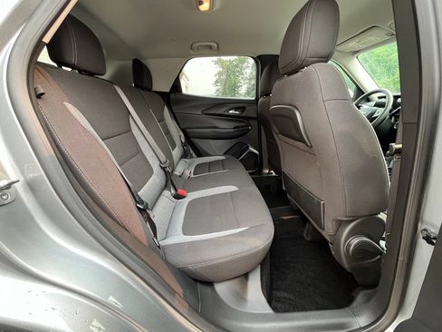 Certified 2024 Chevrolet TrailBlazer LT AWD/4WD image 19