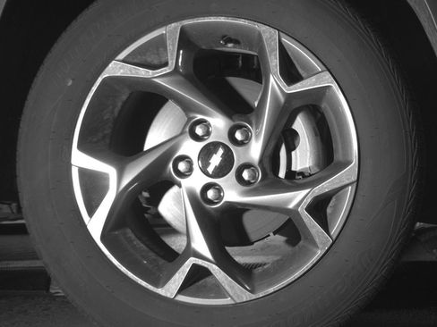 Used 2025 Chevrolet Trax LT w/ LT Convenience Package image 13