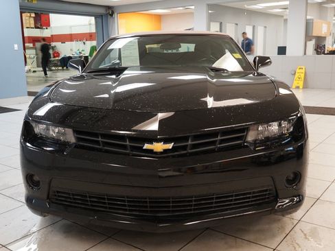 Used 2015 Chevrolet Camaro LT RWD image 13