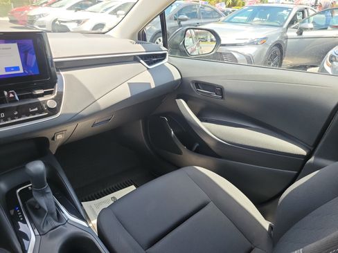 Used 2024 Toyota Corolla LE FWD image 17
