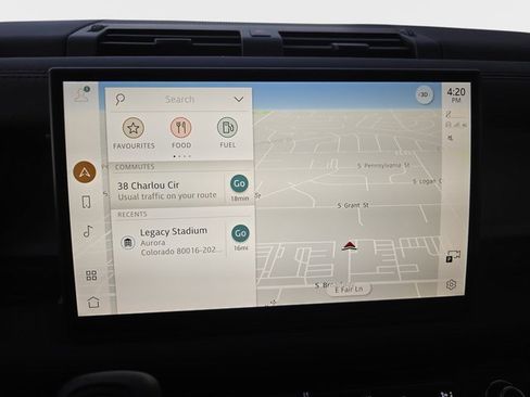 Used 2025 Land Rover Defender 110 S image 21