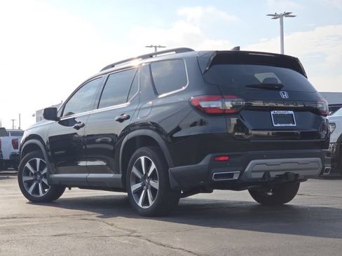 Used 2023 Honda Pilot Elite image 19