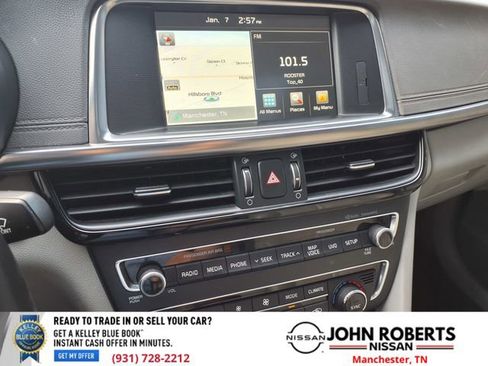 Used 2016 Kia Optima EX w/ Premium Package image 6