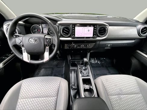 Certified 2022 Toyota Tacoma SR5 w/ SR5 Appearance Package (SM) AWD/4WD image 14