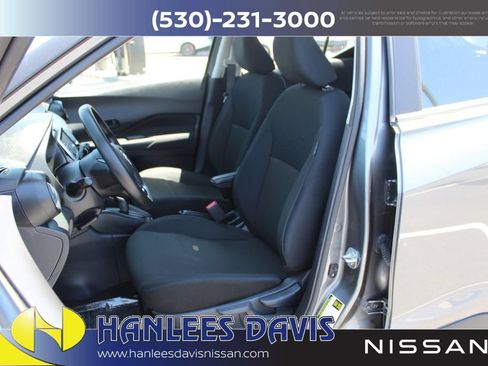 Used 2025 Nissan Kicks Play S FWD image 12