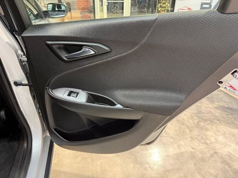 Used 2022 Chevrolet Malibu LT FWD image 50