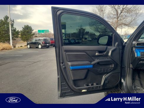 Used 2024 Toyota Tacoma TRD Sport image 13