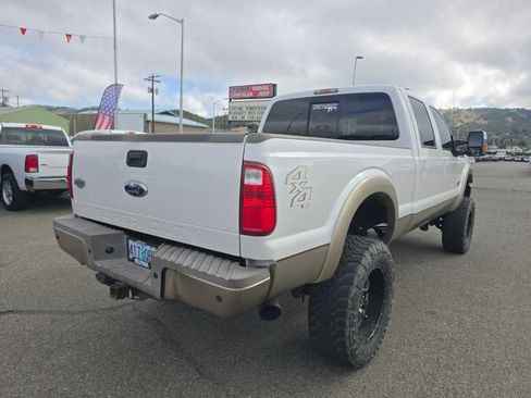 Used 2011 Ford F250 King Ranch w/ King Ranch w/Chrome Pkg AWD/4WD image 17